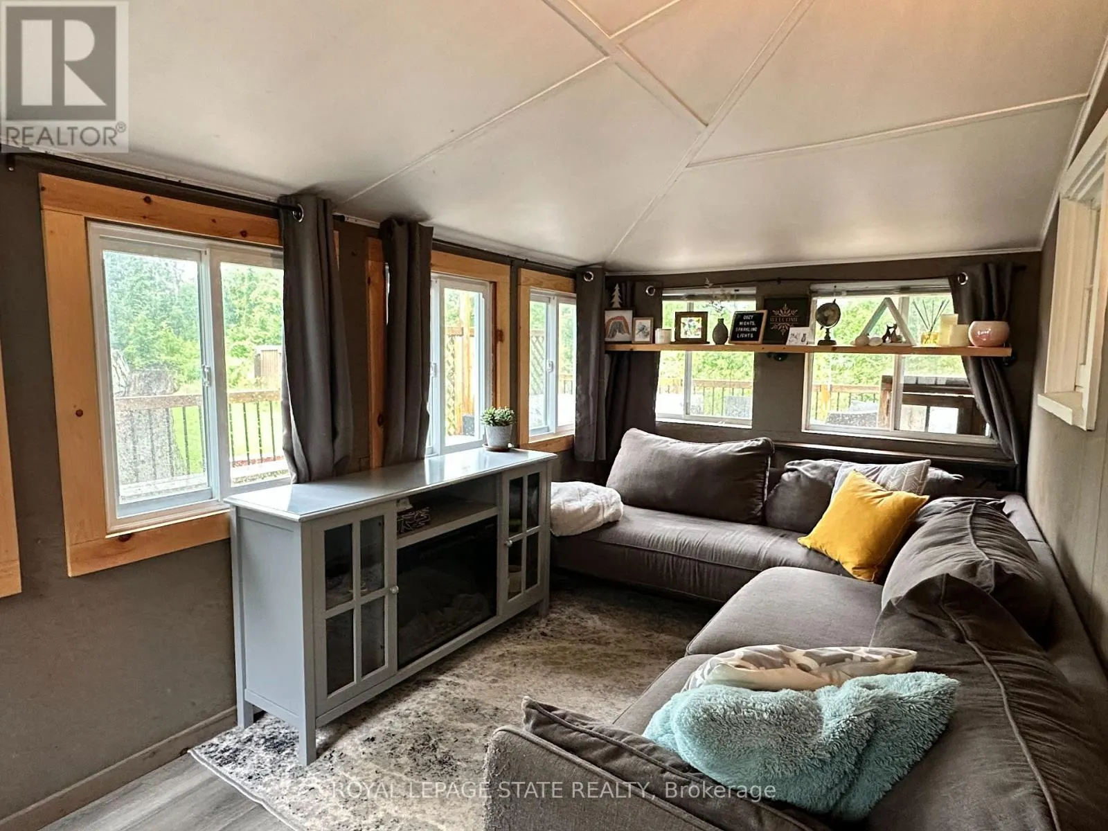 716 SANDY BAY ROAD