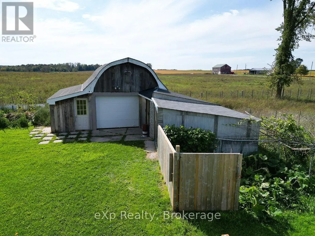 3595 BRUCE ROAD 3