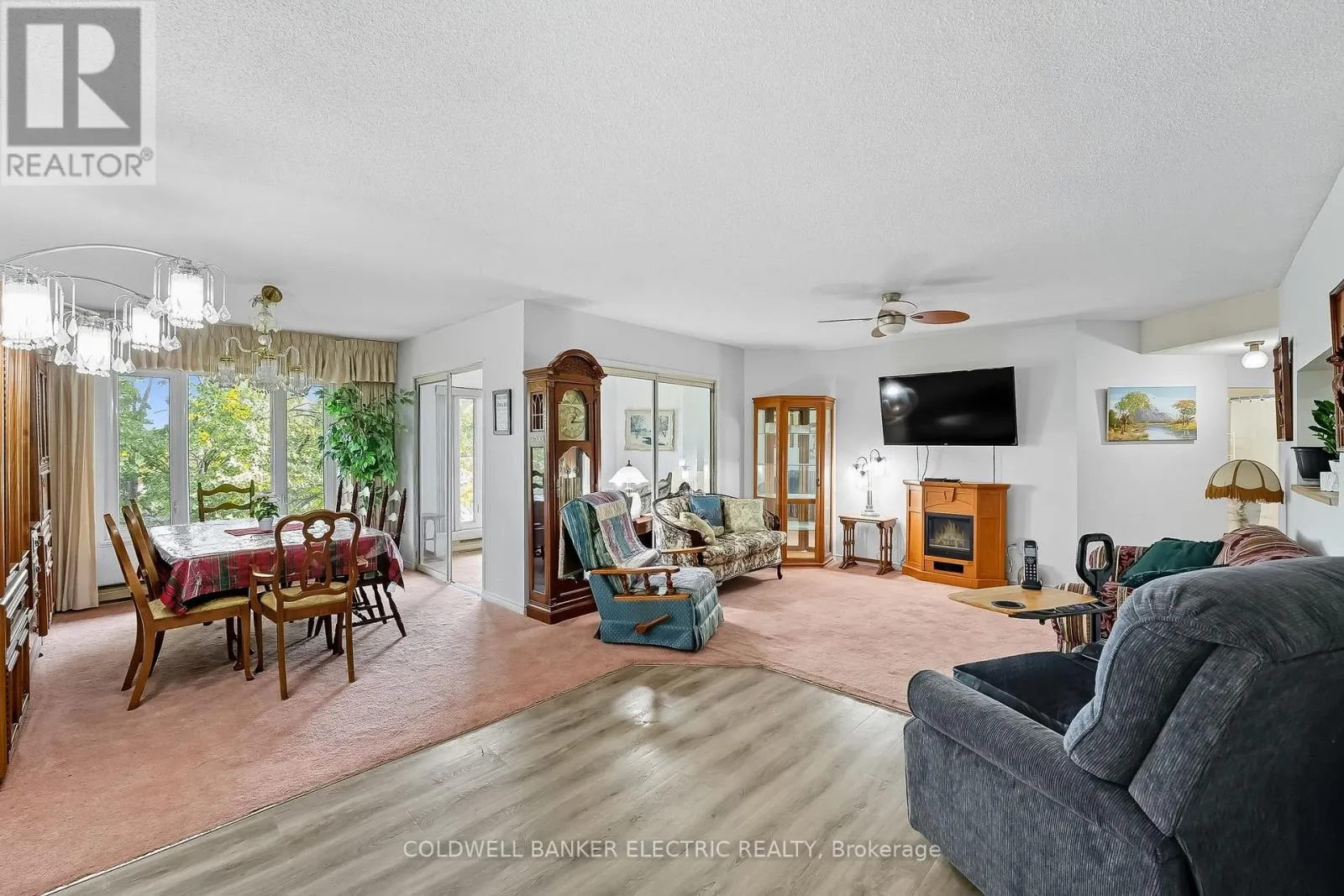 301 - 1 HERITAGE WAY #301