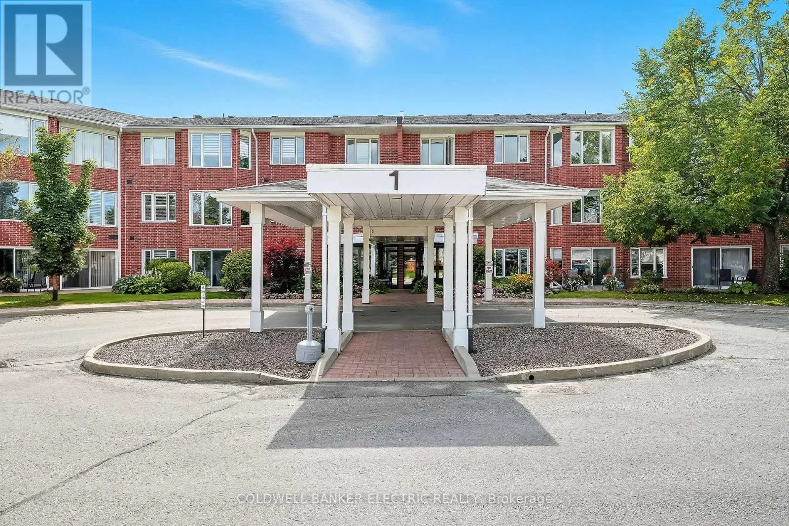 301 - 1 HERITAGE WAY #301