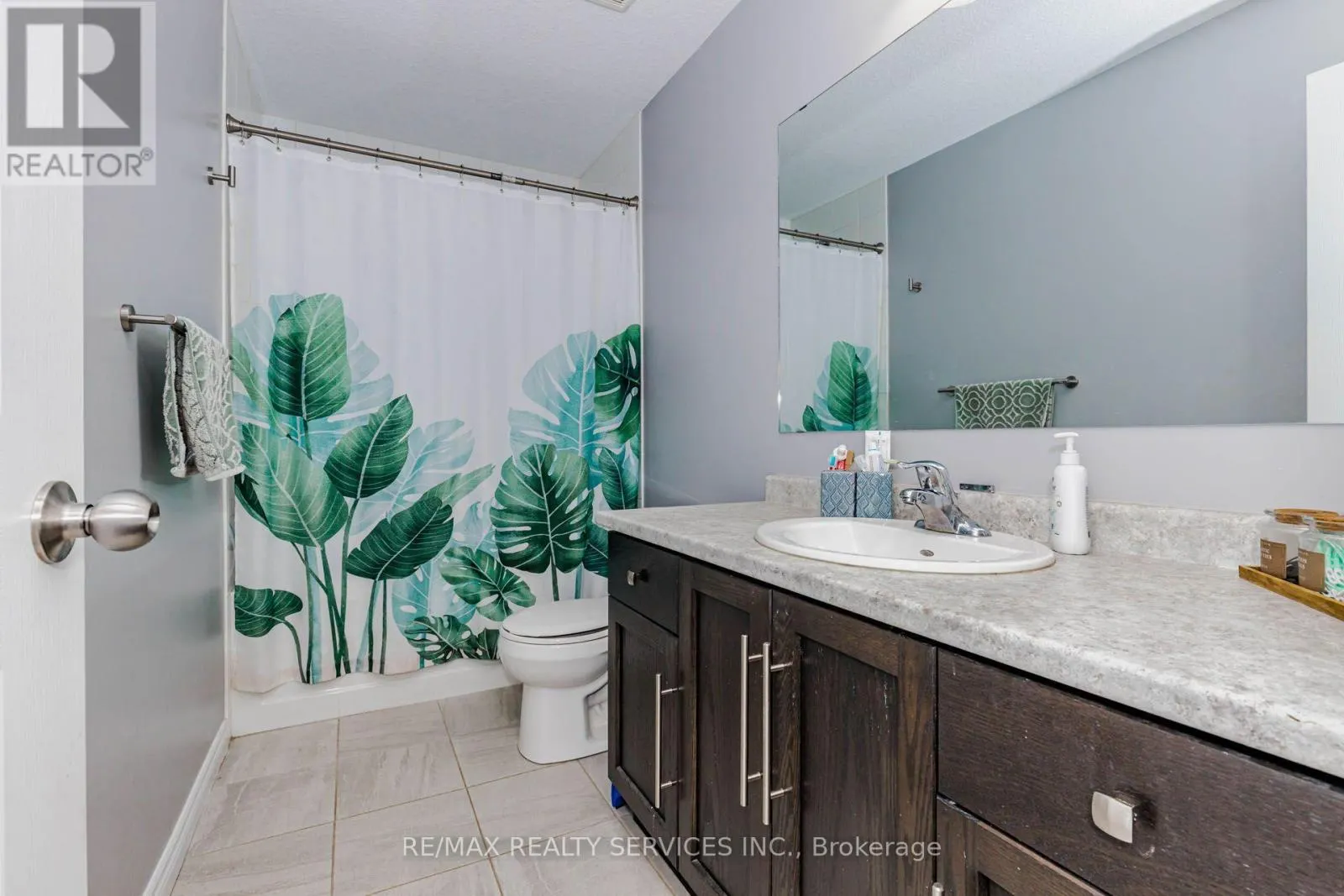 1561 DUNKIRK AVENUE