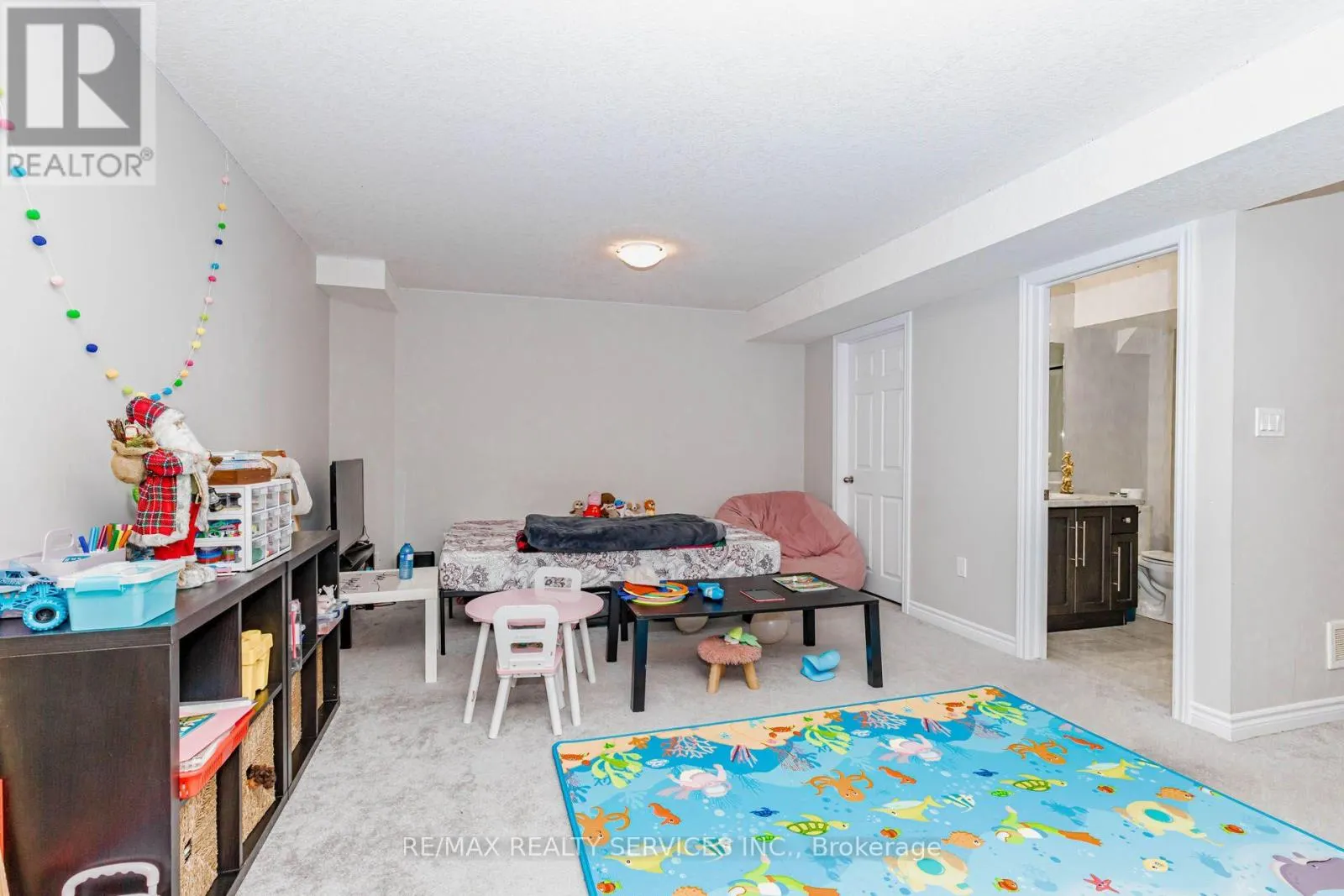 1561 DUNKIRK AVENUE