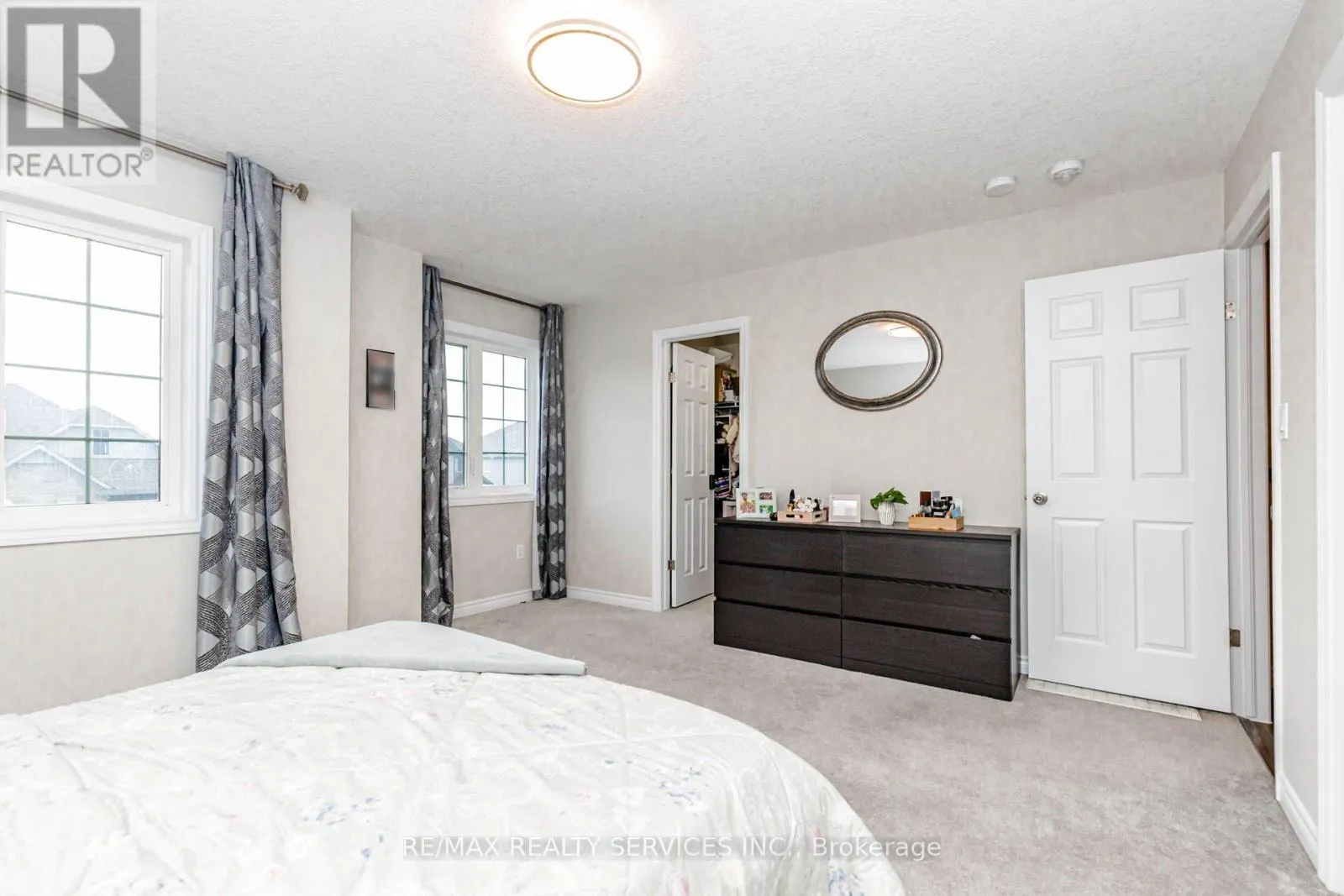 1561 DUNKIRK AVENUE