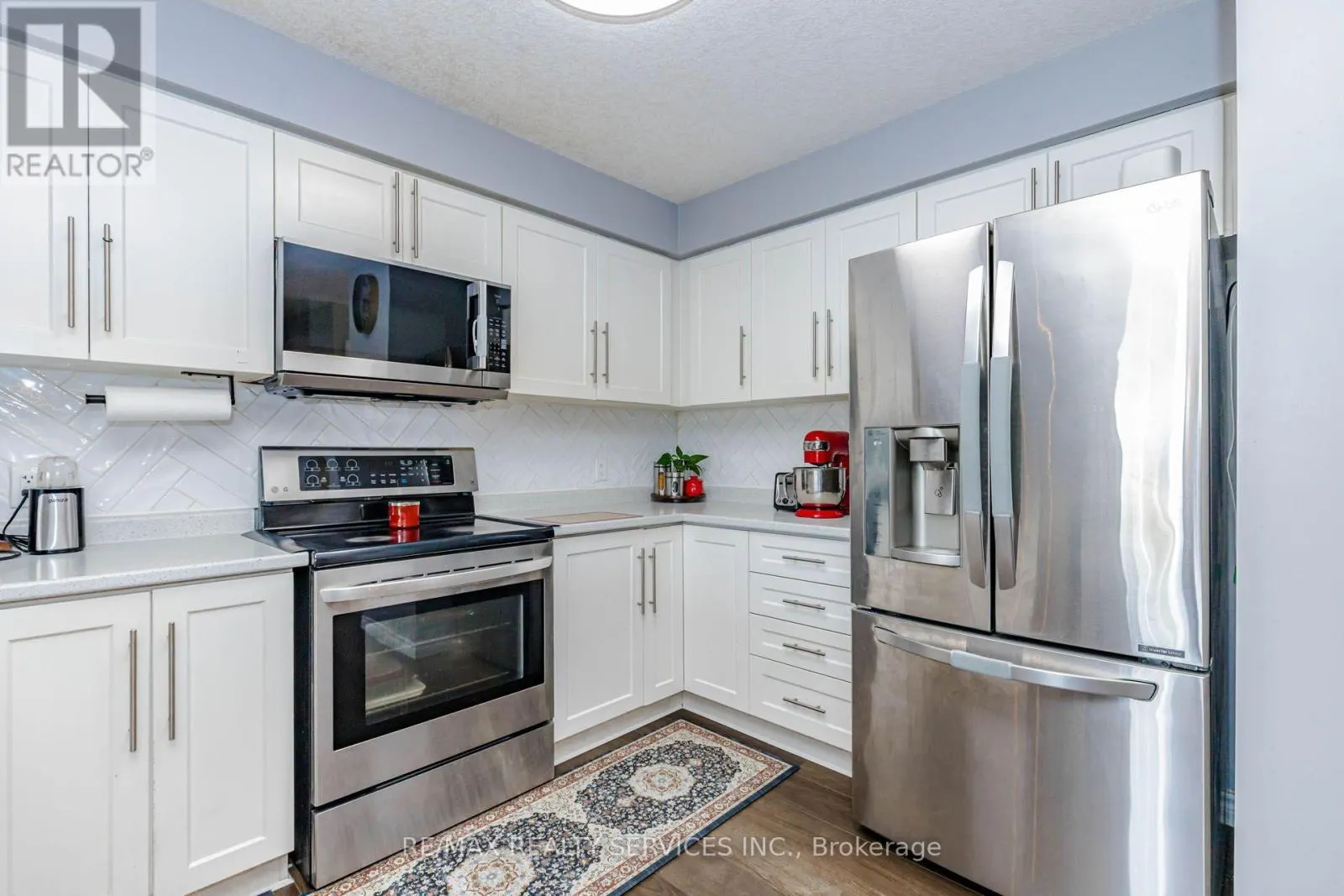1561 DUNKIRK AVENUE