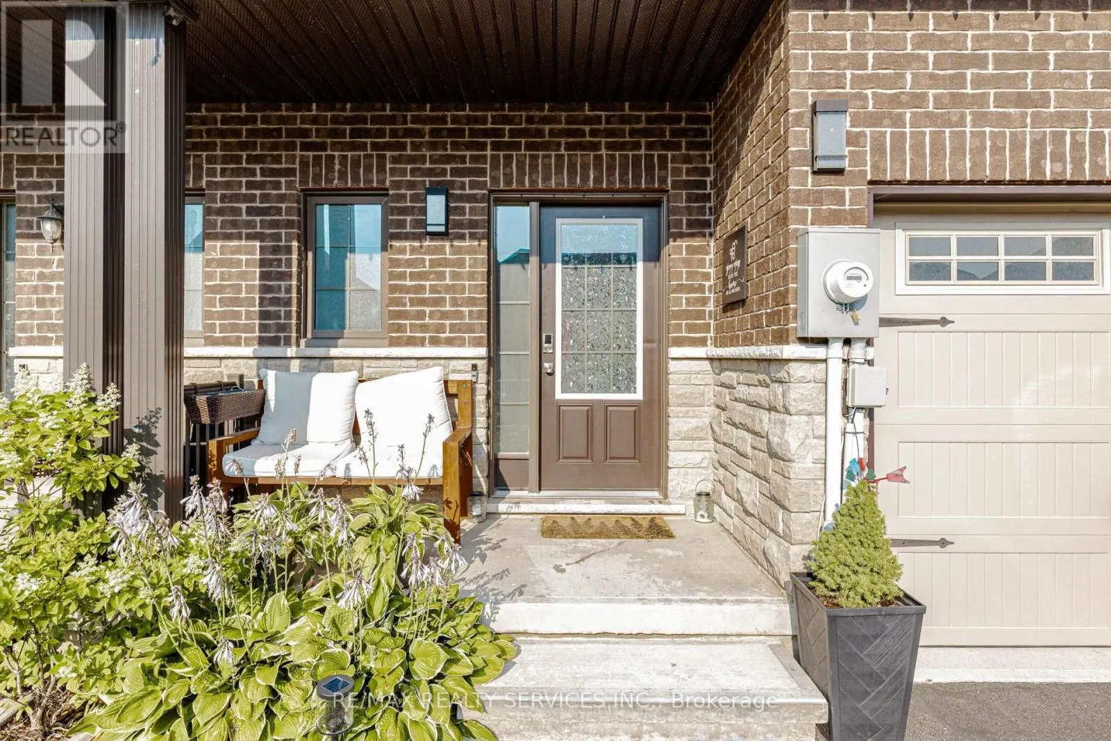 1561 DUNKIRK AVENUE