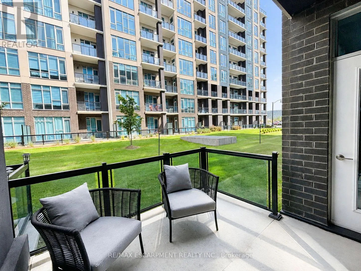 117 - 10 CONCORD PLACE