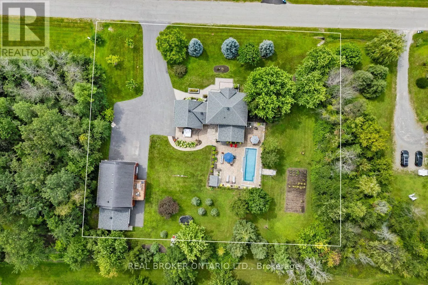 27 GARRISON DRIVE