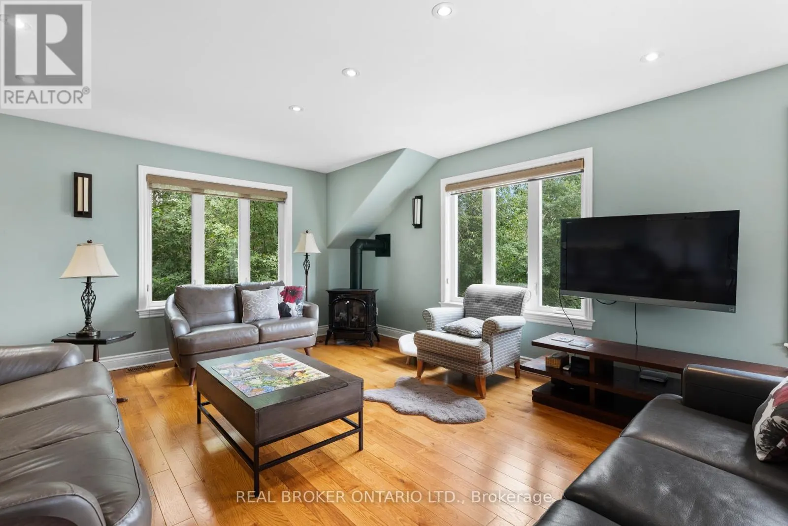 27 GARRISON DRIVE