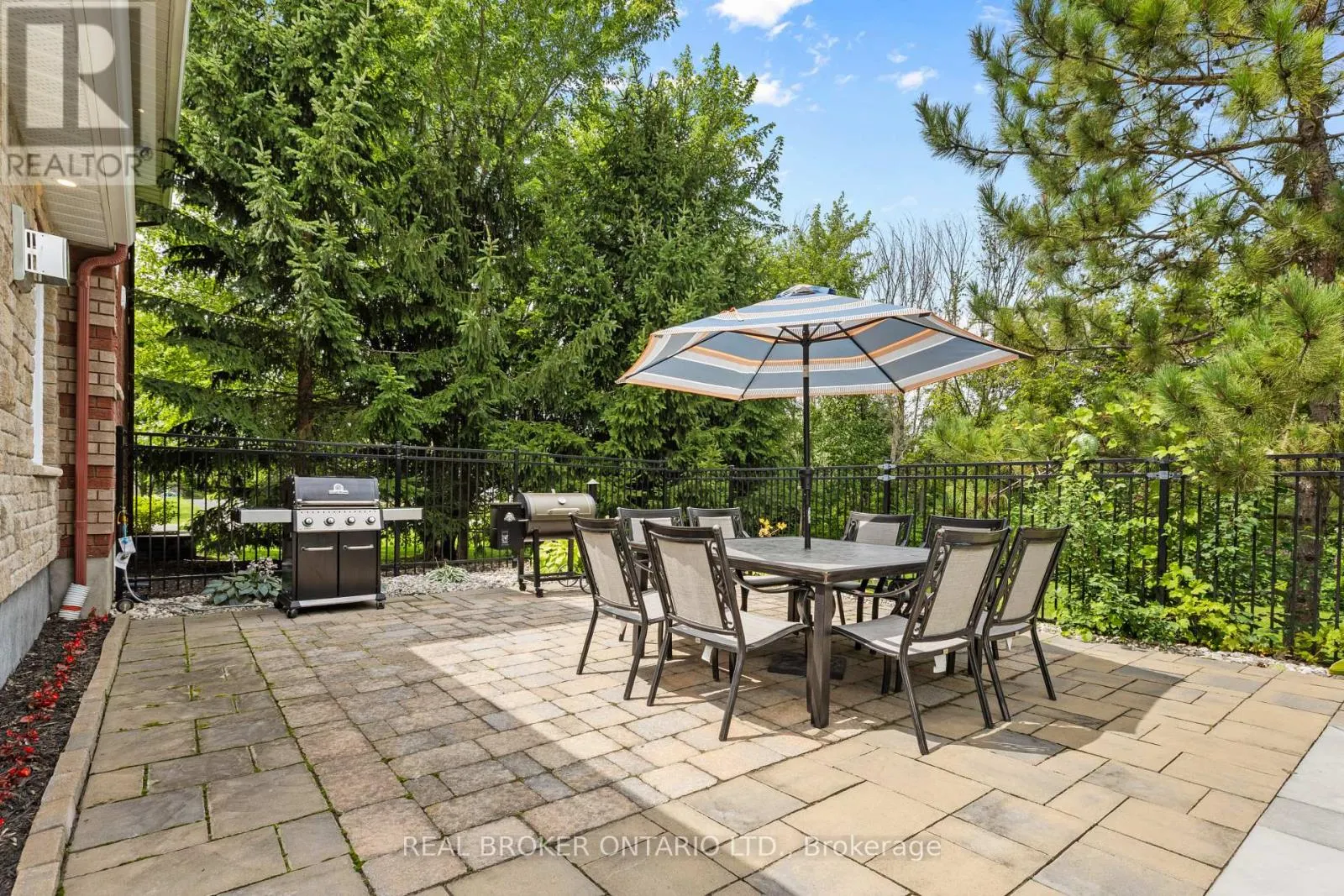 27 GARRISON DRIVE