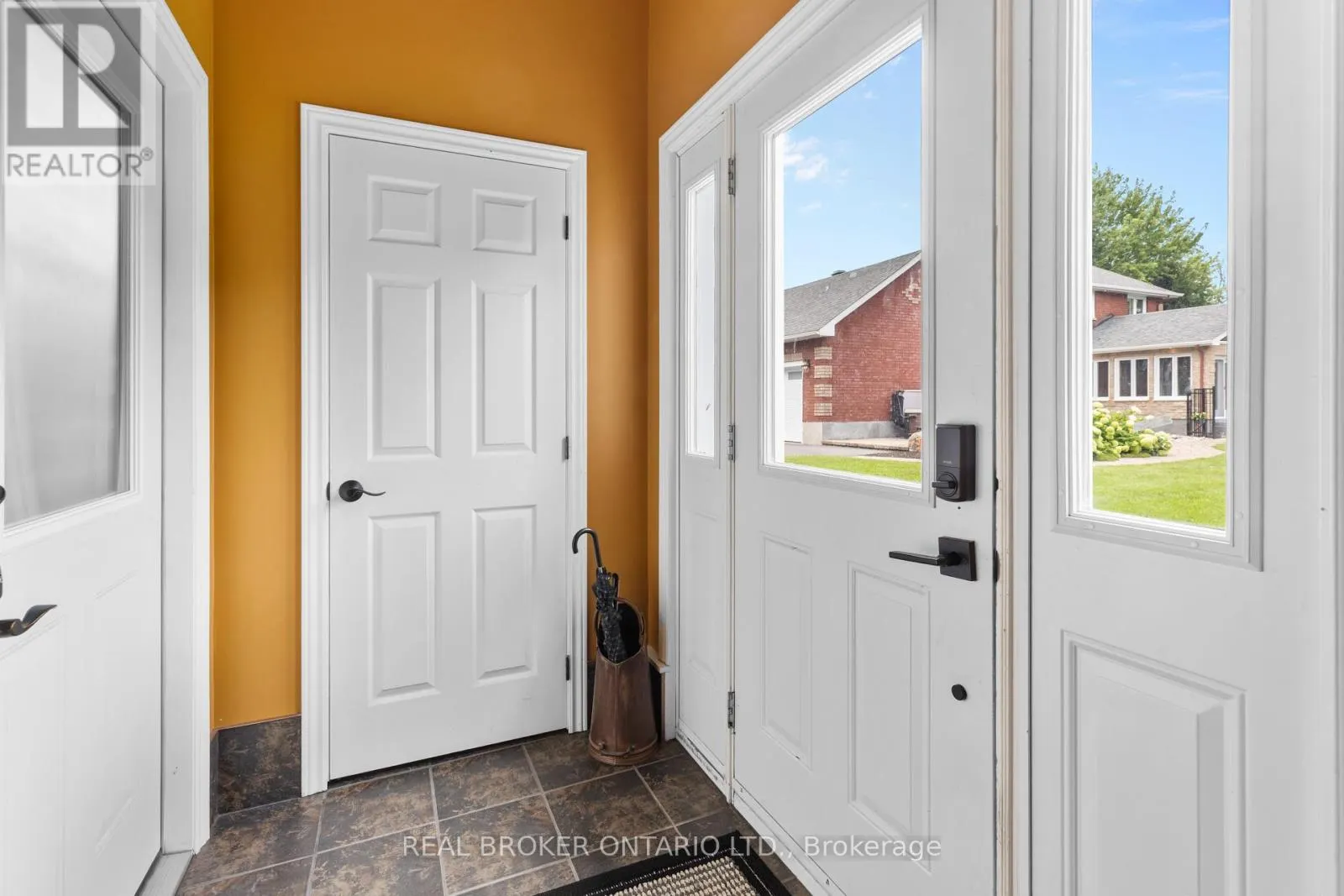 27 GARRISON DRIVE