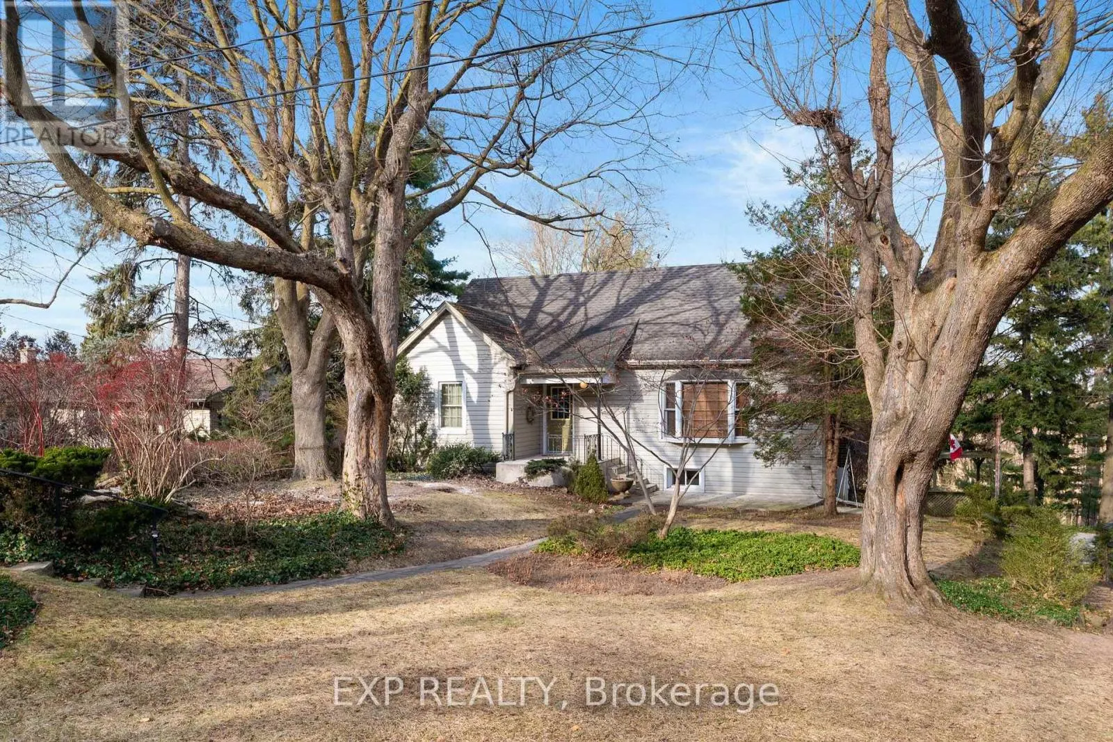 2052 YORK ROAD