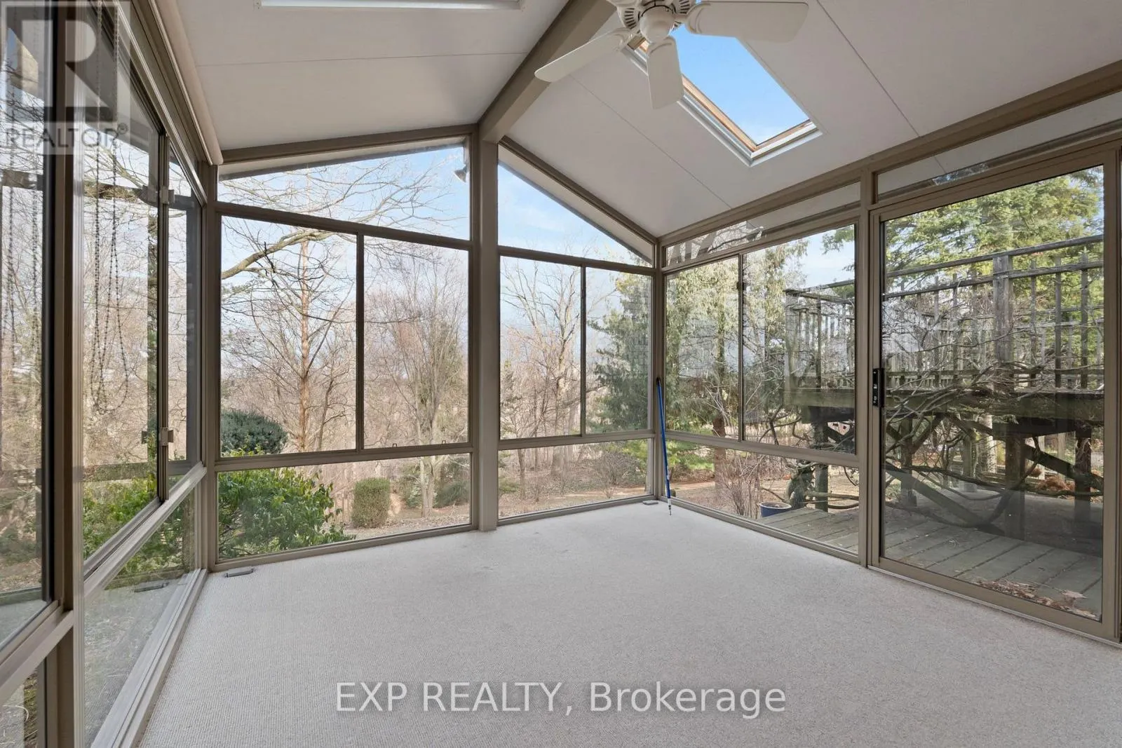 2052 YORK ROAD