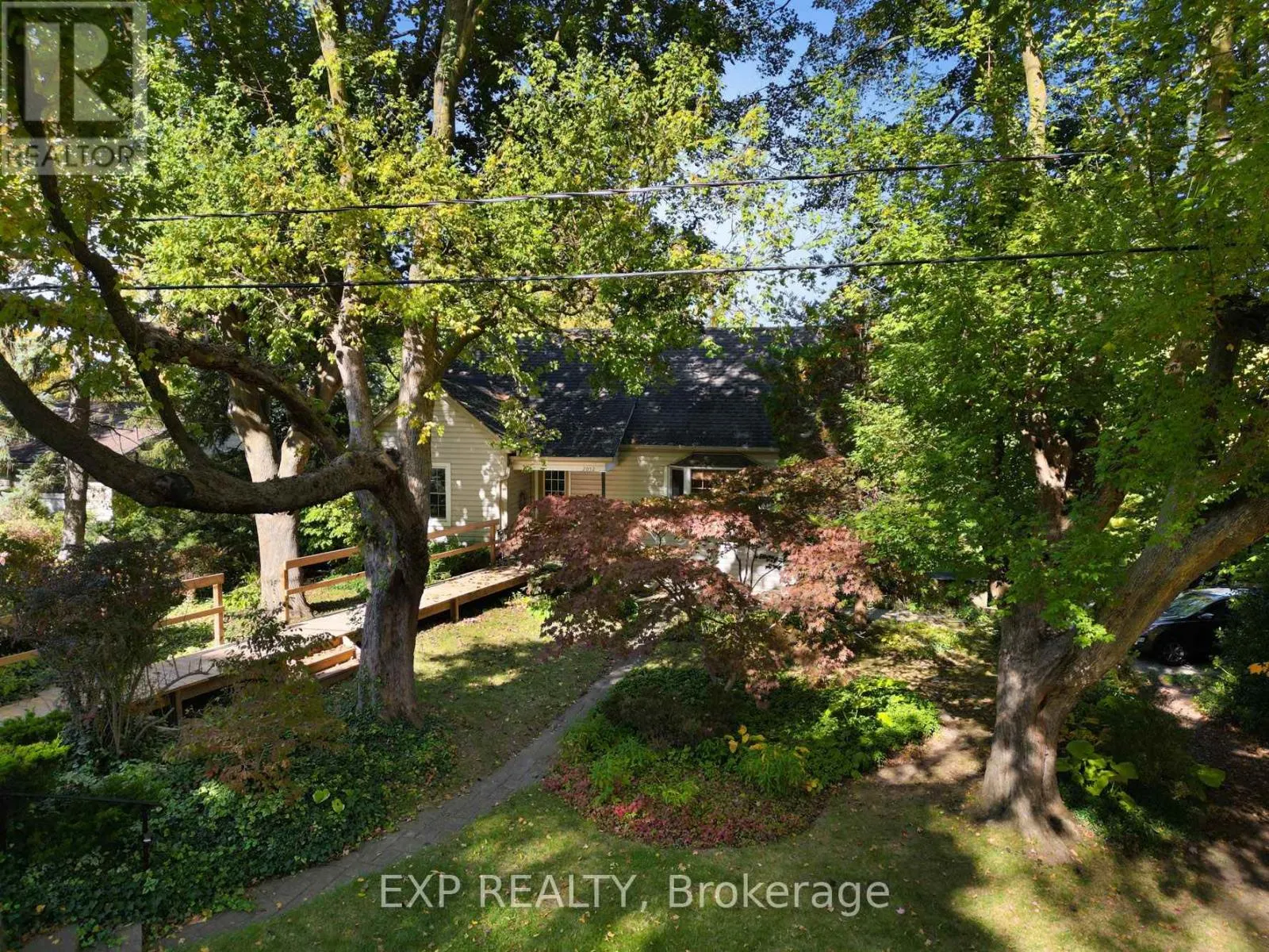 2052 YORK ROAD