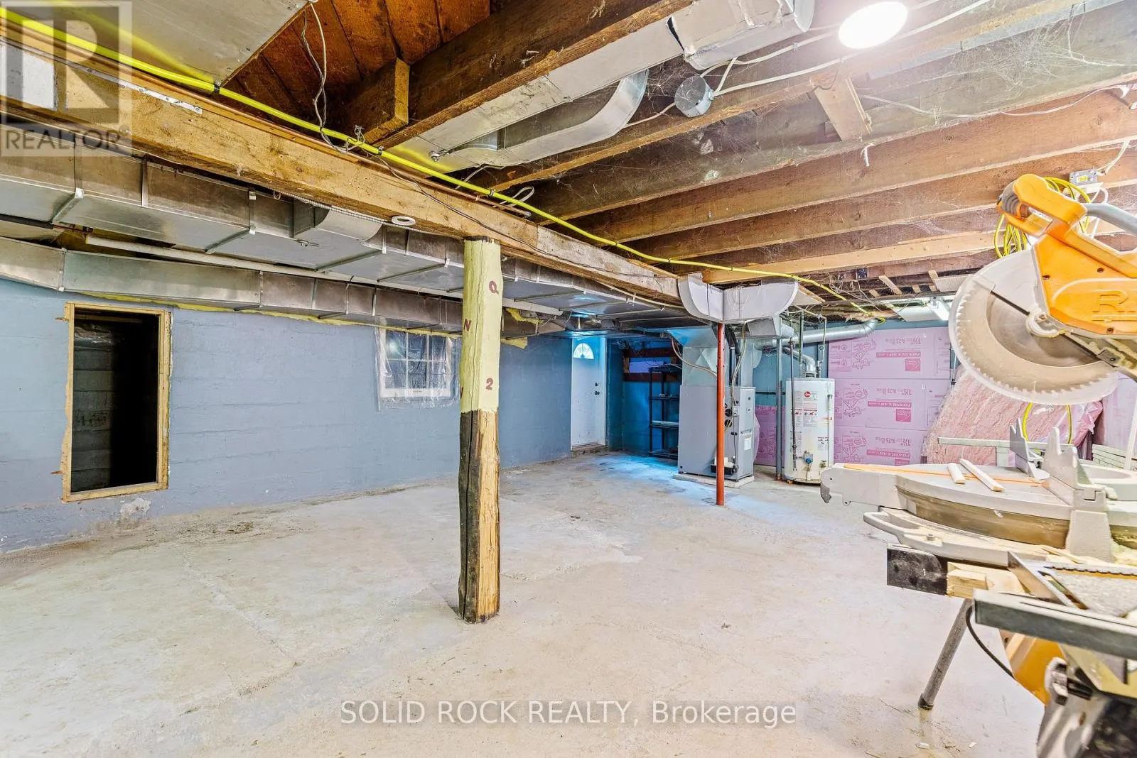 333 JAMES STREET E