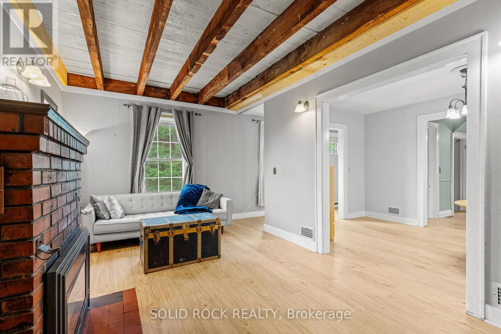 333 JAMES STREET E
