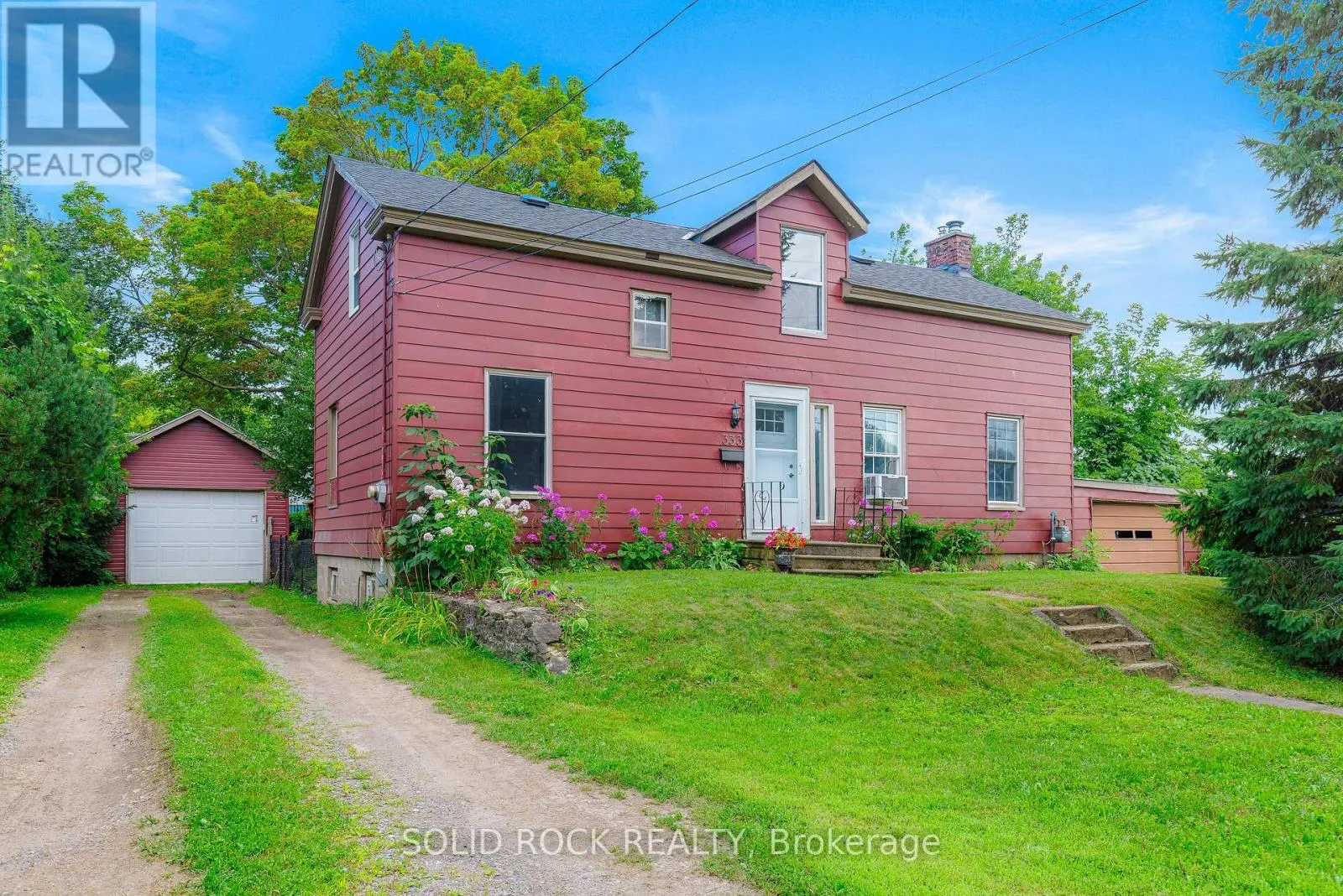 333 JAMES STREET E