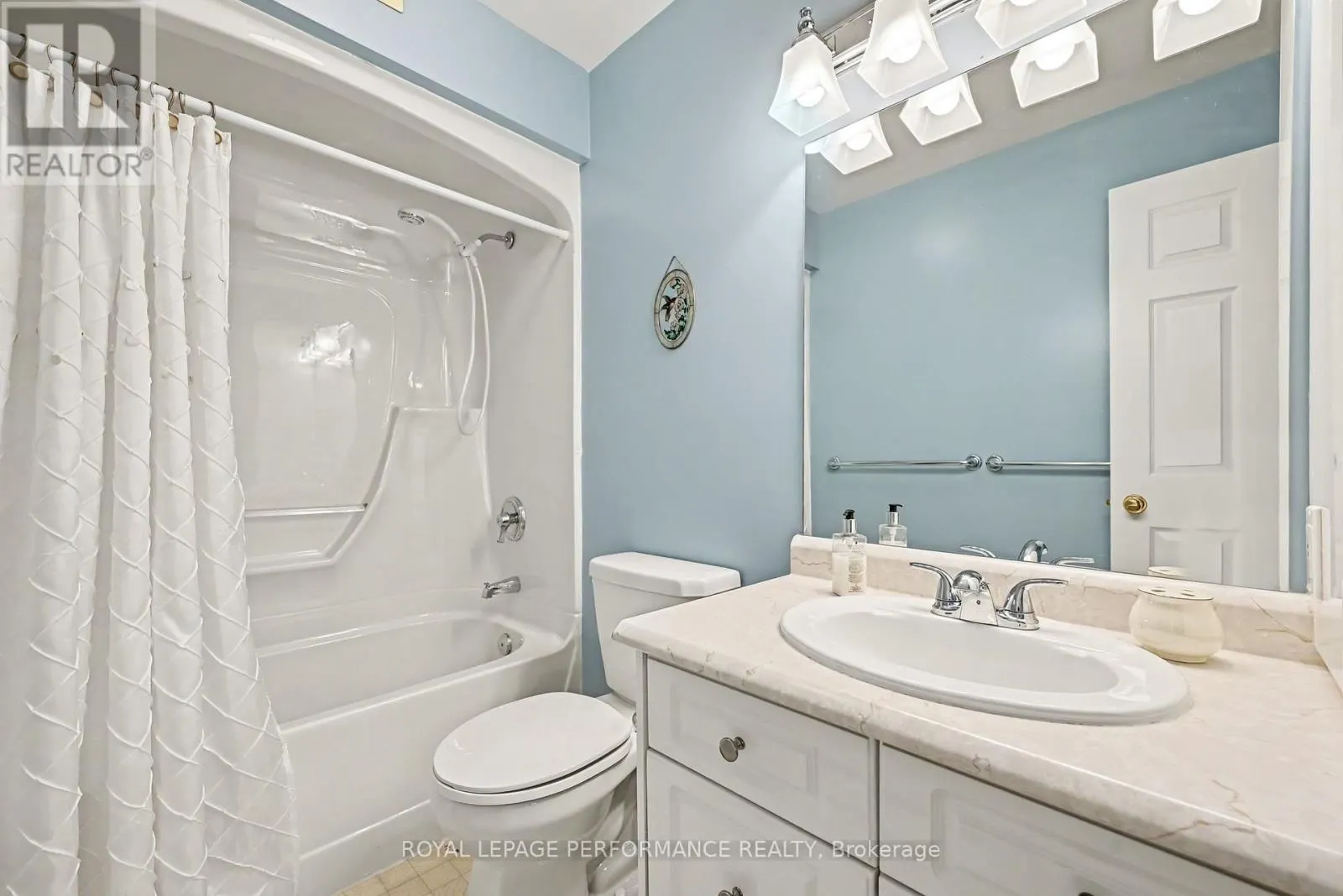204 - 311 WATER STREET W