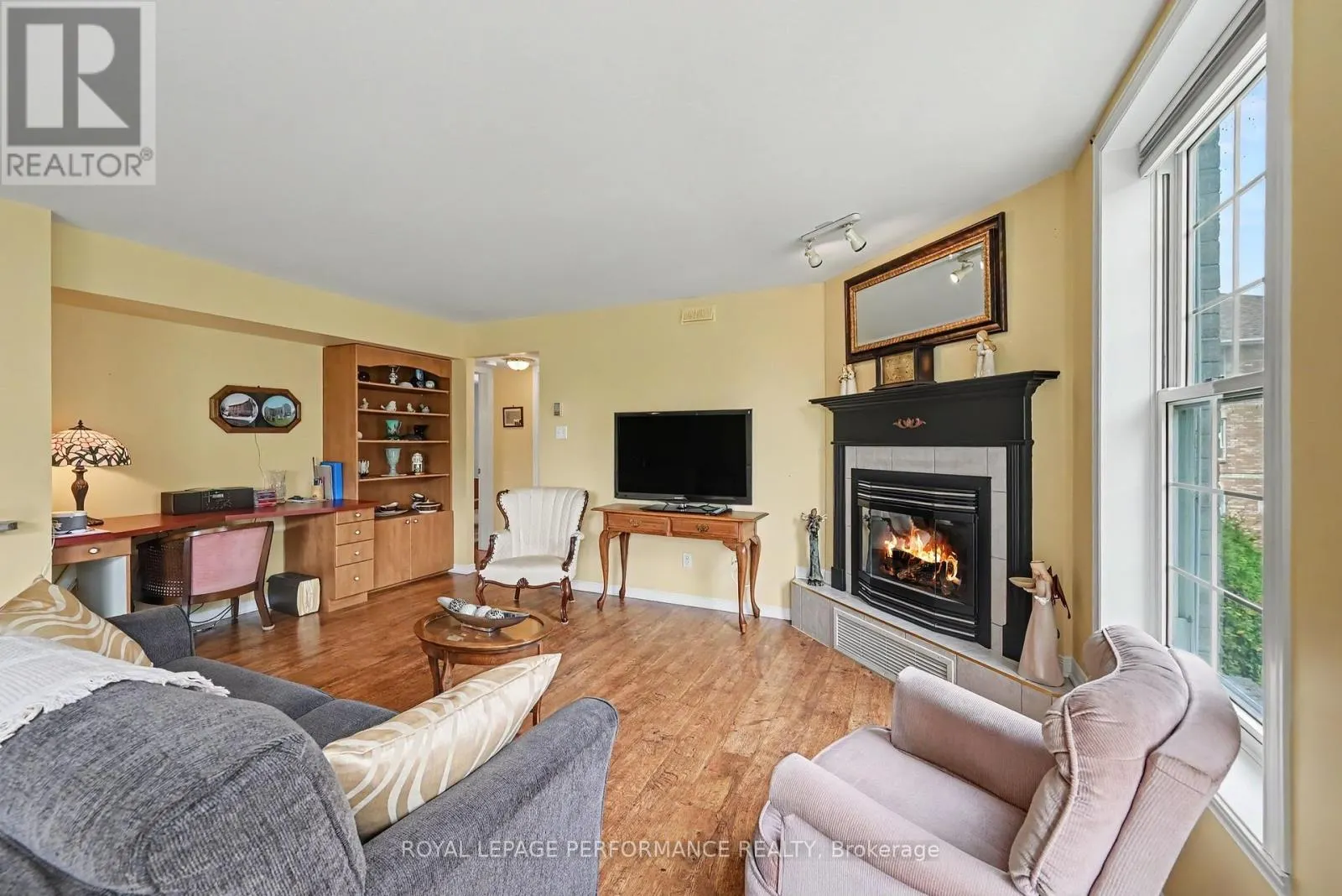 204 - 311 WATER STREET W