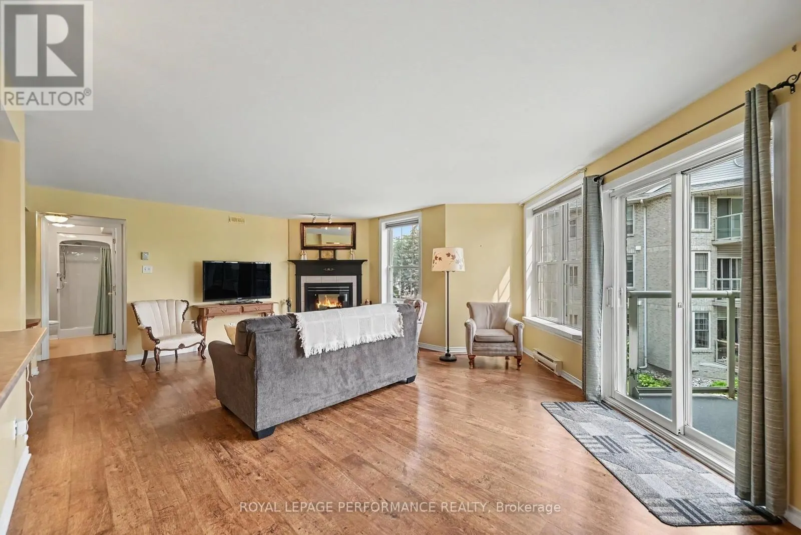 204 - 311 WATER STREET W