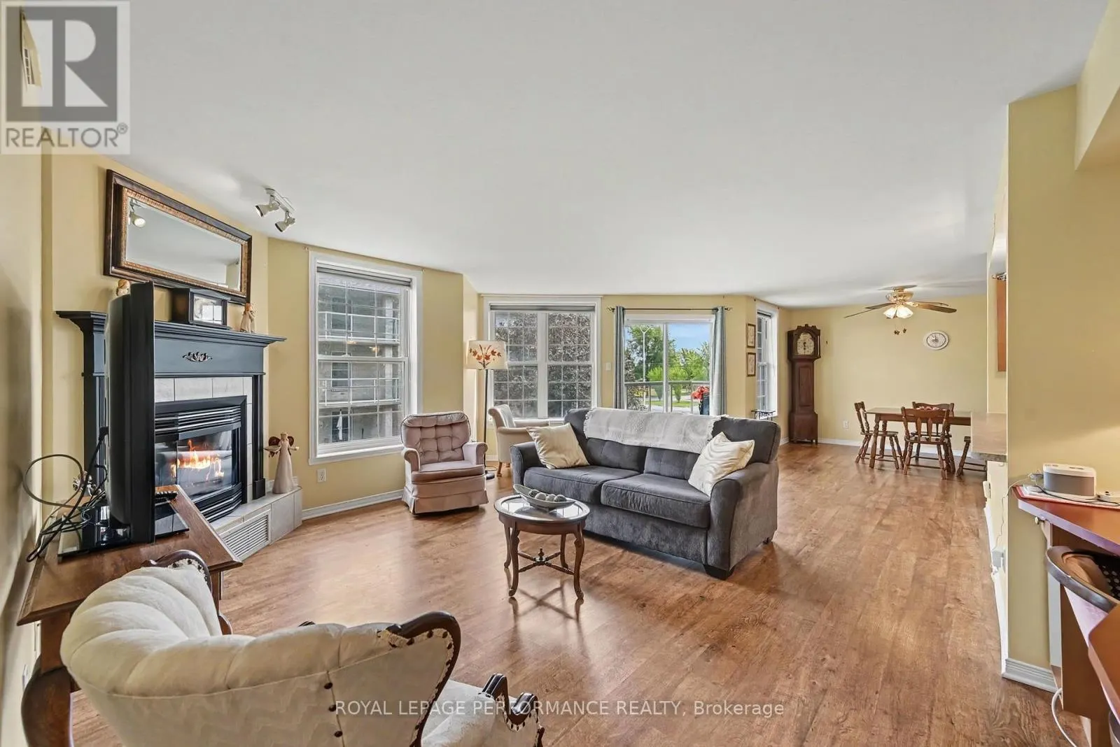 204 - 311 WATER STREET W