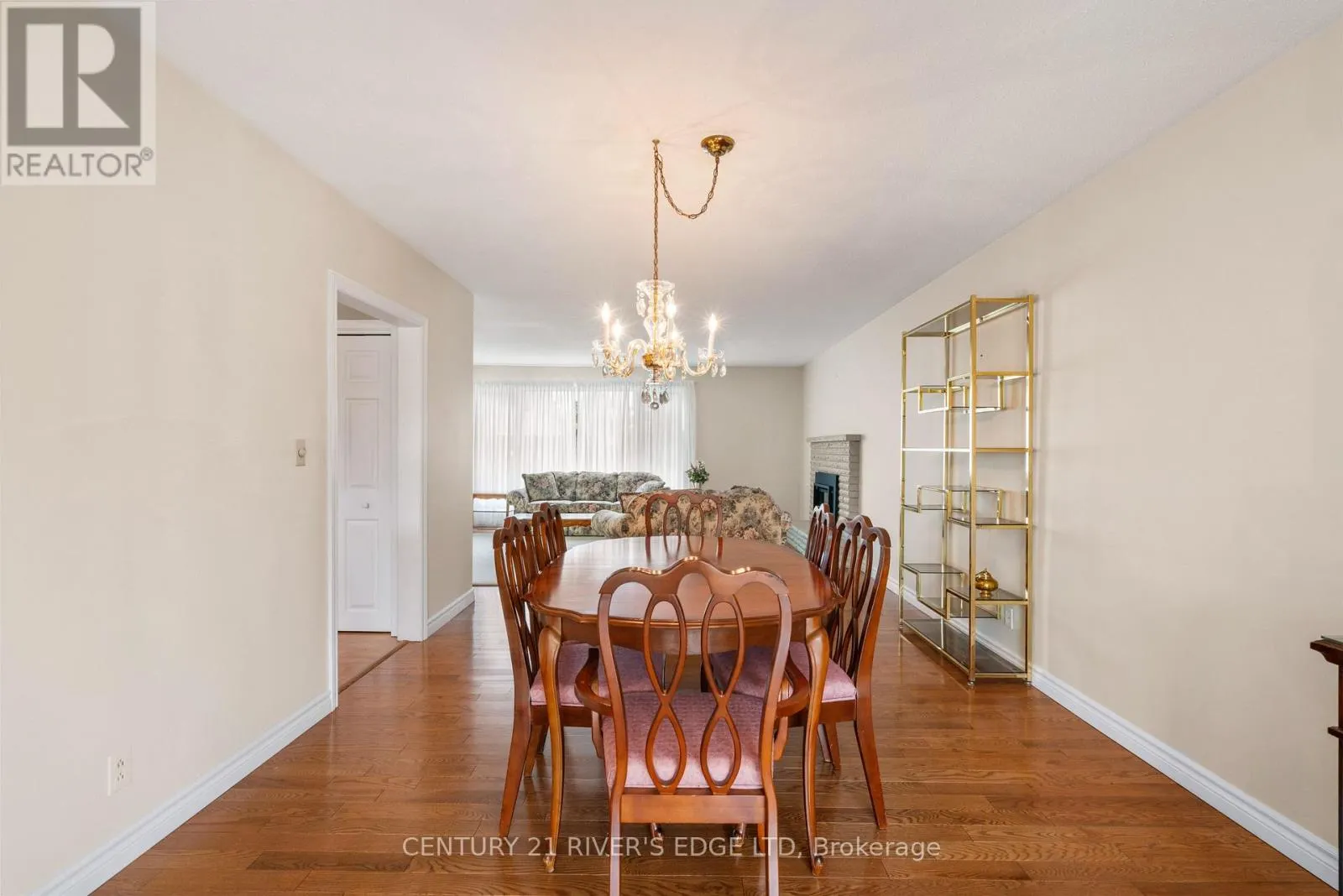 1 HARDY CRESCENT