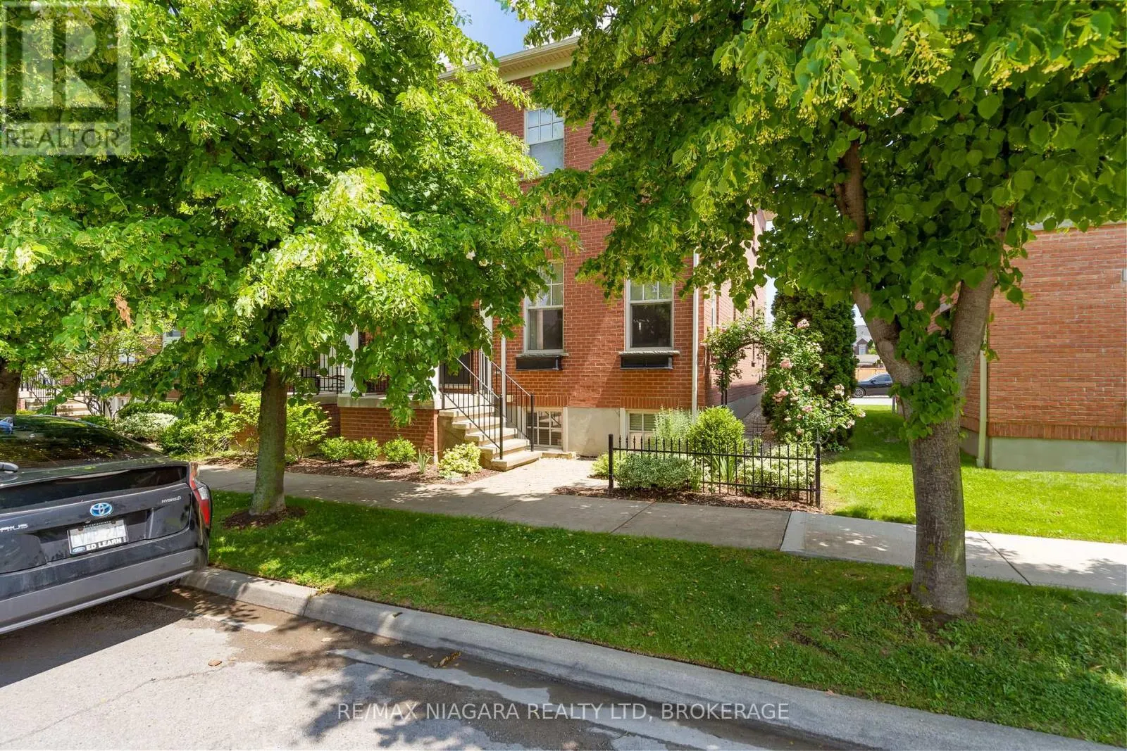 96 GARRISON VILLAGE DRIVE