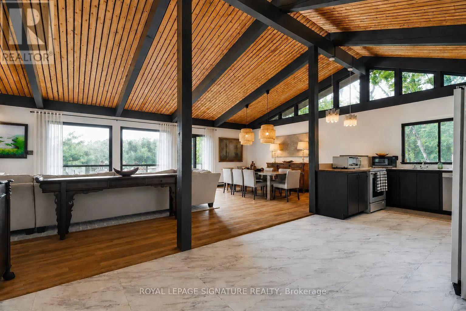 1216 HAMILLS POINT ROAD