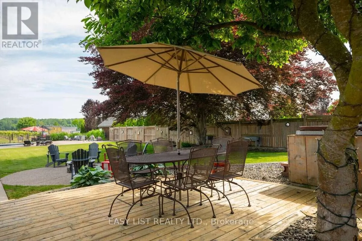 710 SEACLIFF DRIVE