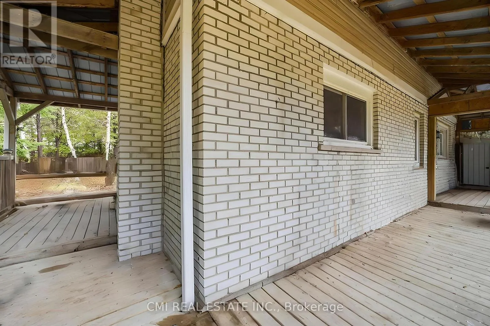 5607 TENTH LINE