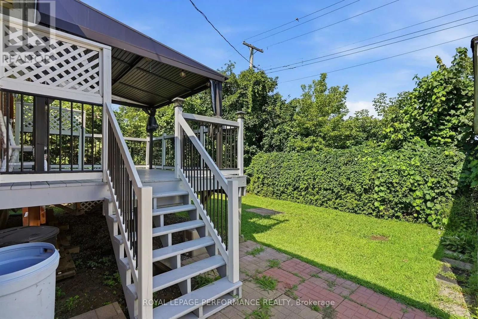 716 CARTIER BOULEVARD