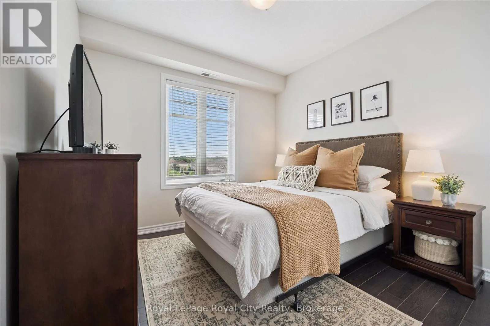 403 - 2 COLONIAL DRIVE #403