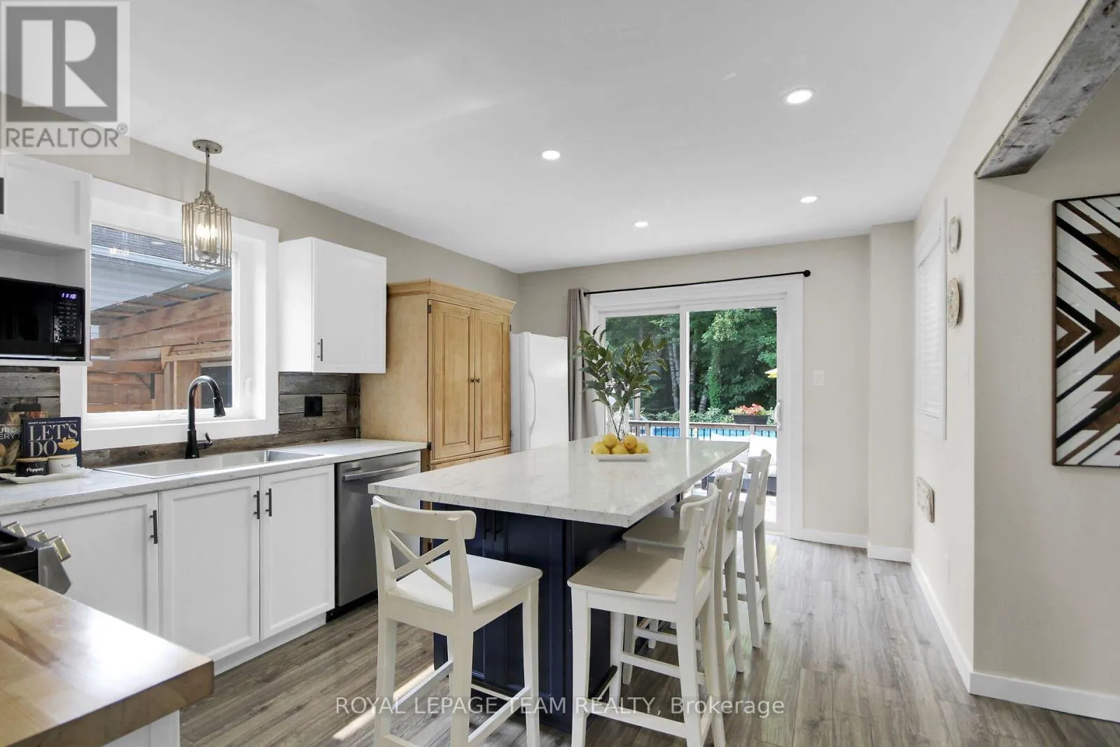 36 STEGGALL CRESCENT