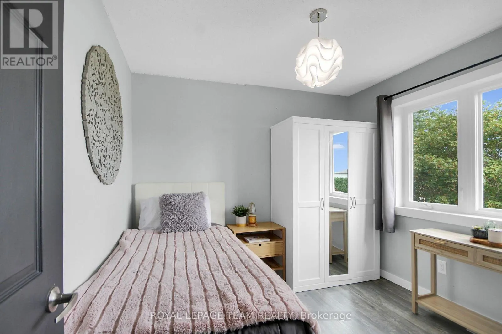 36 STEGGALL CRESCENT