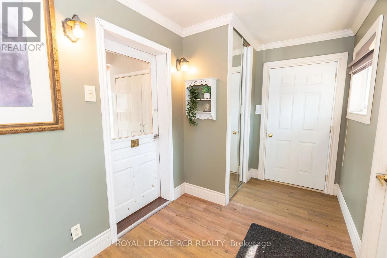 598323 2ND LINE W