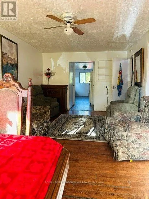 221-221A - 221 ST FELIX STREET