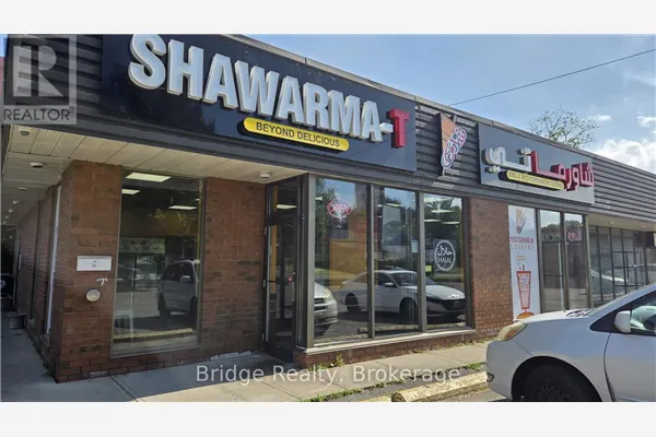 228 DUNDAS STREET