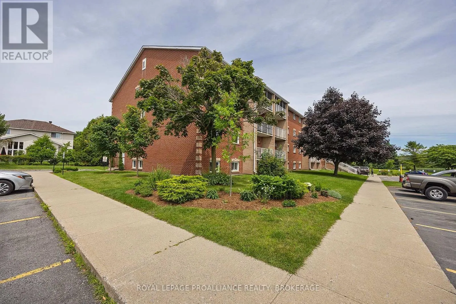 201 - 580 ARMSTRONG ROAD #201