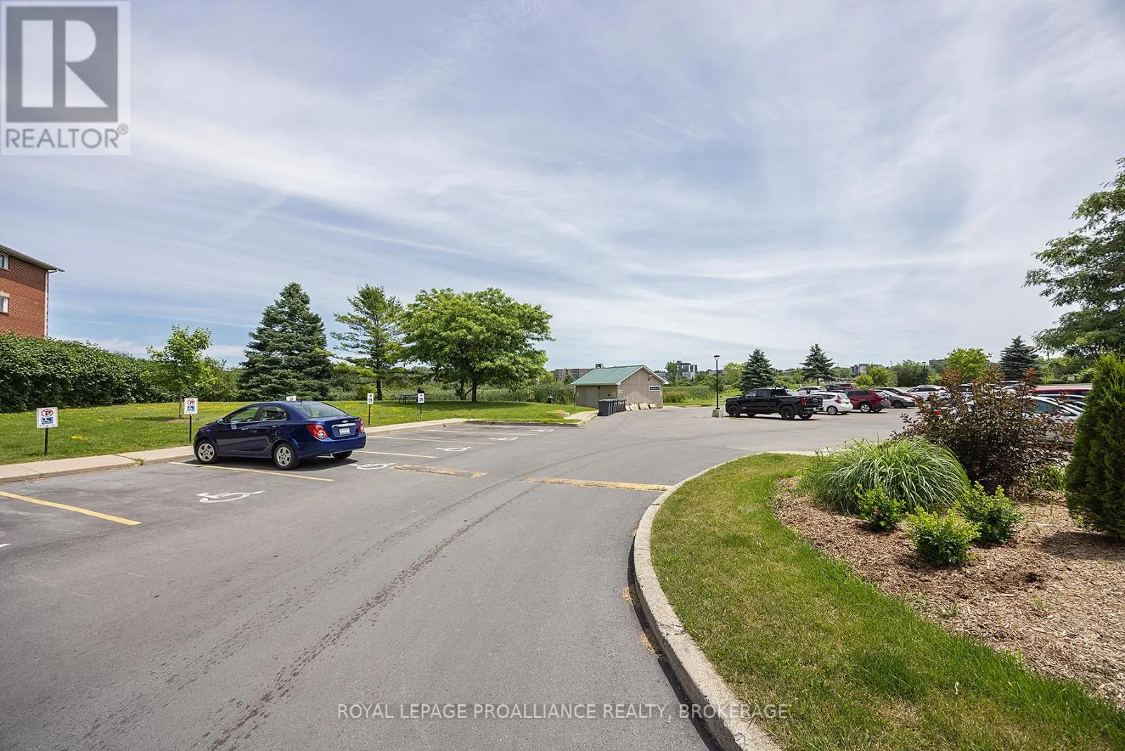 201 - 580 ARMSTRONG ROAD #201