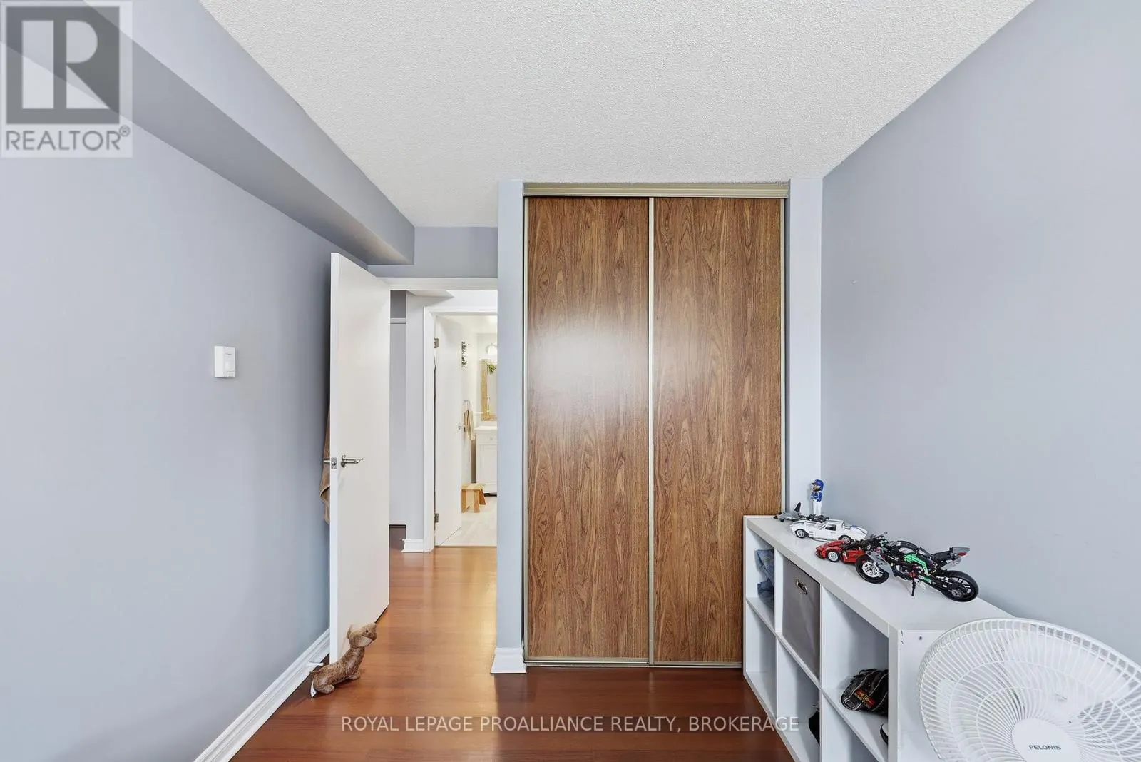 201 - 580 ARMSTRONG ROAD #201