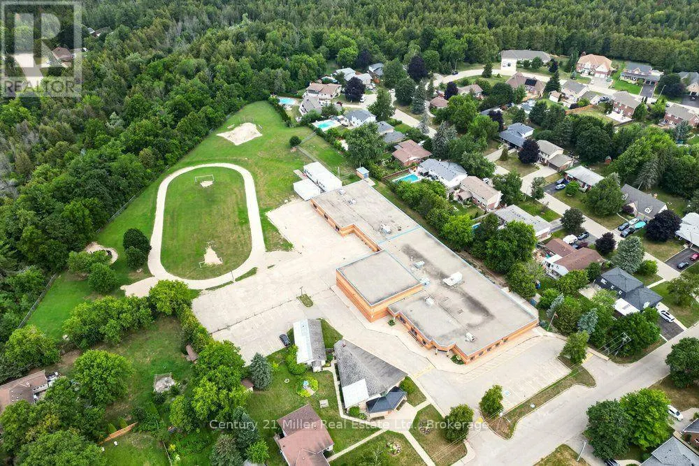 85 WATERFORD DRIVE