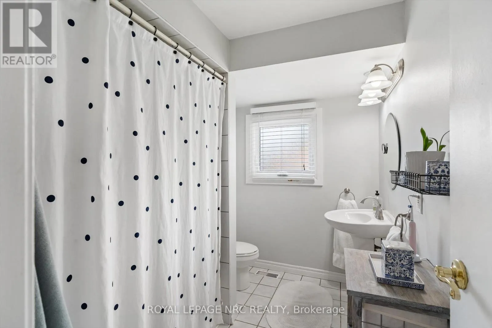 6 - 6767 THOROLD STONE ROAD #6
