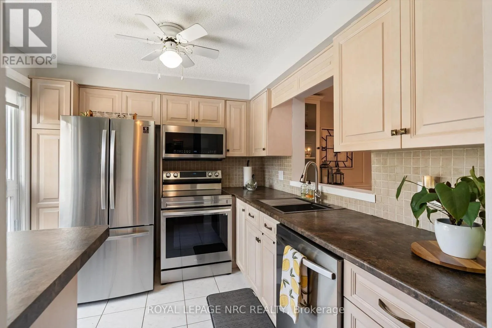 6 - 6767 THOROLD STONE ROAD #6