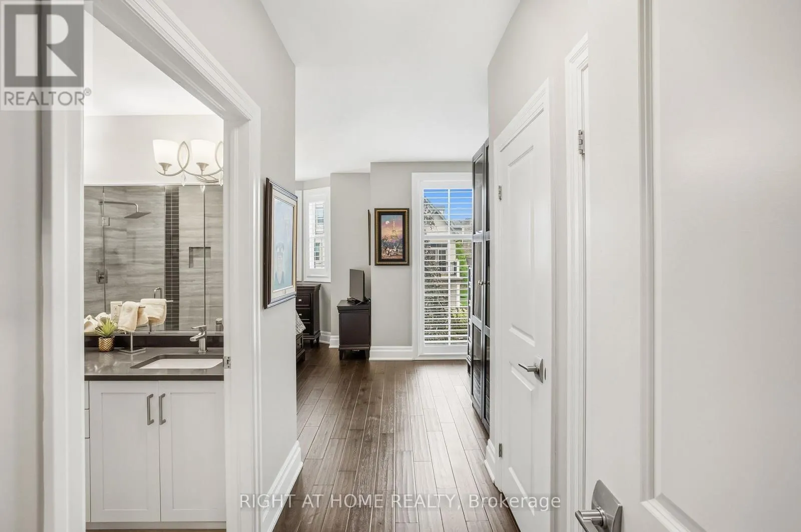 14 ABERDEEN LANE S