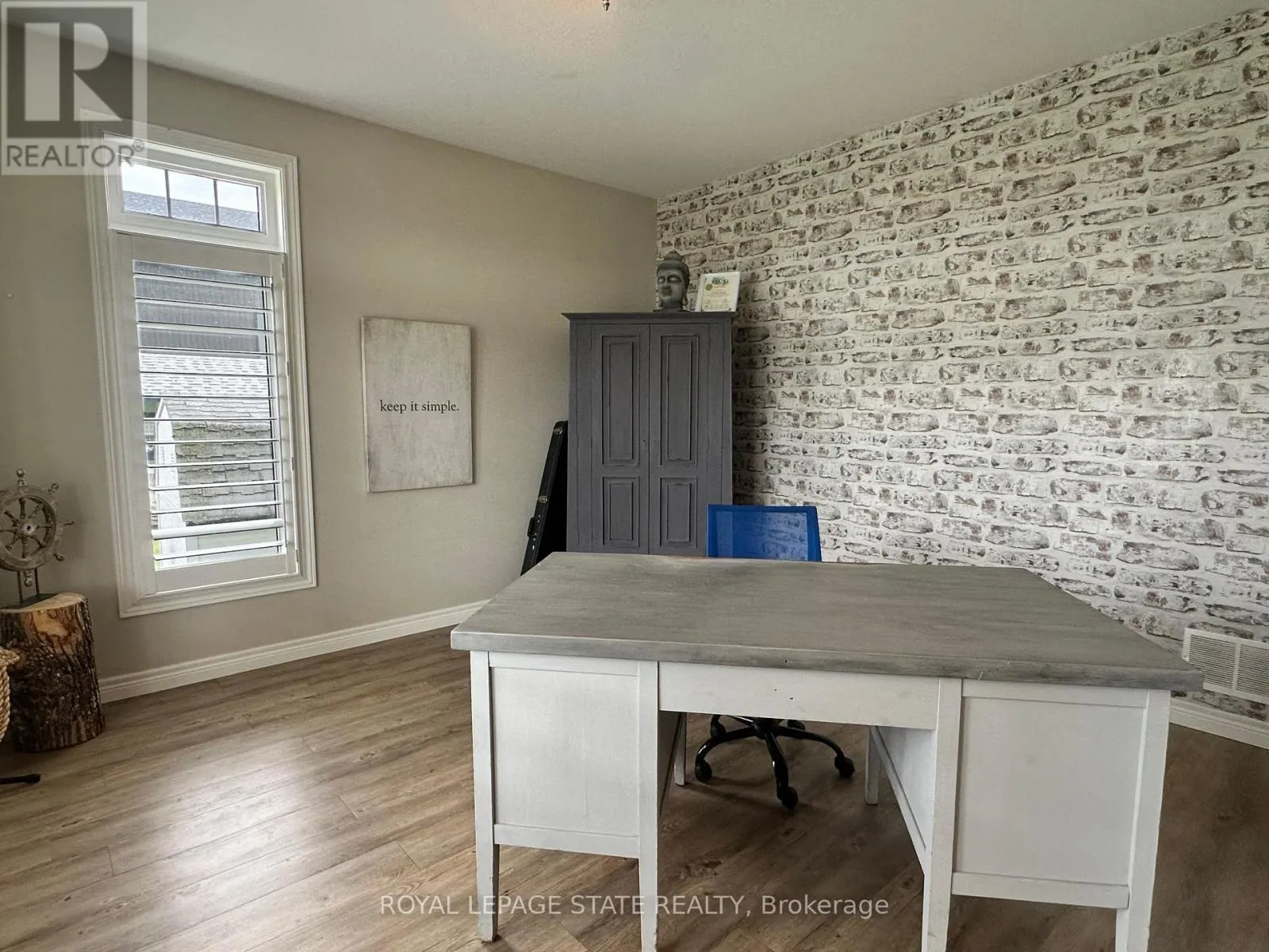 3176 LAKESHORE ROAD