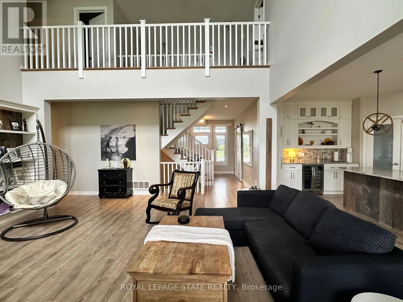 3176 LAKESHORE ROAD