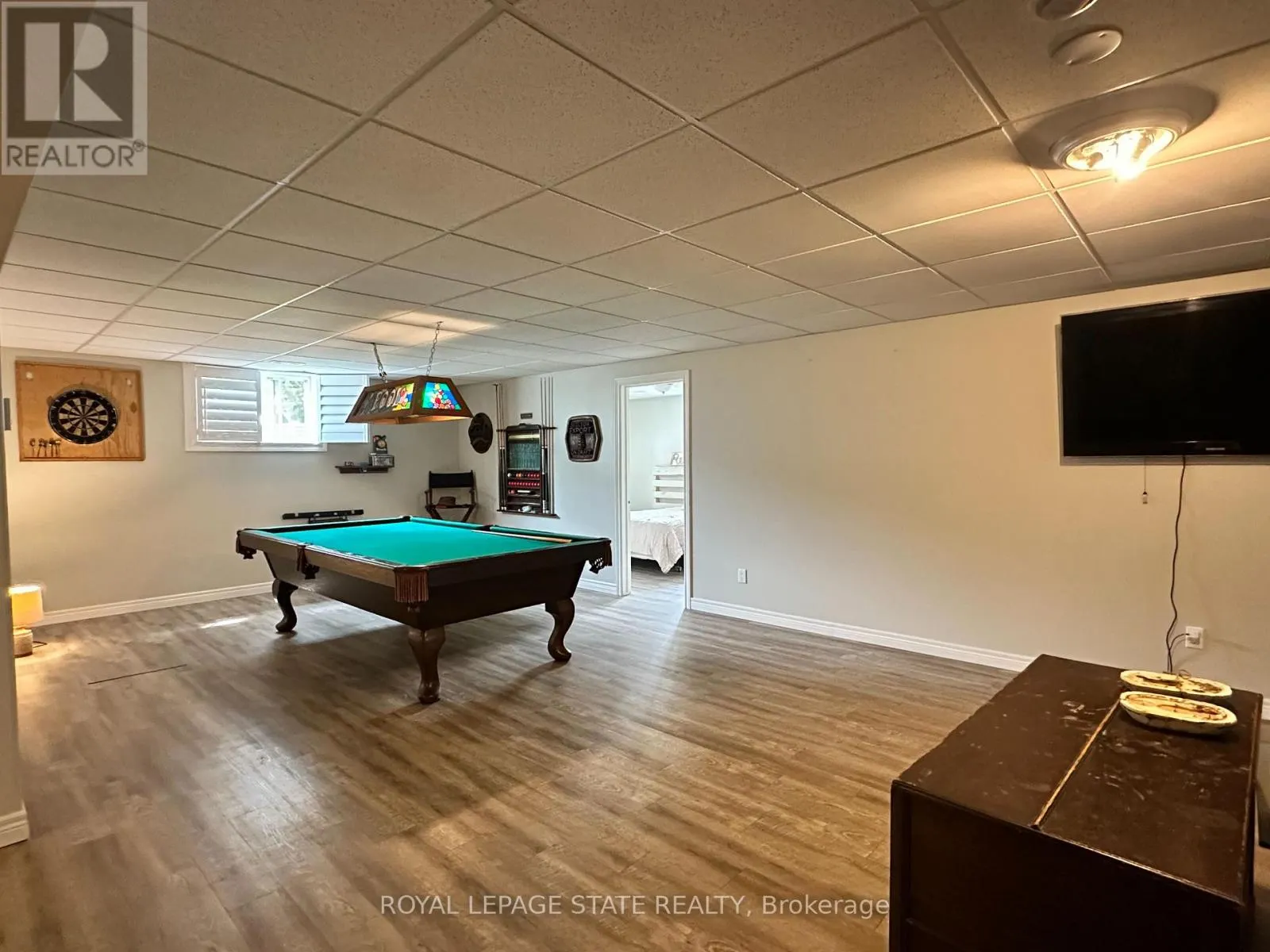 3176 LAKESHORE ROAD
