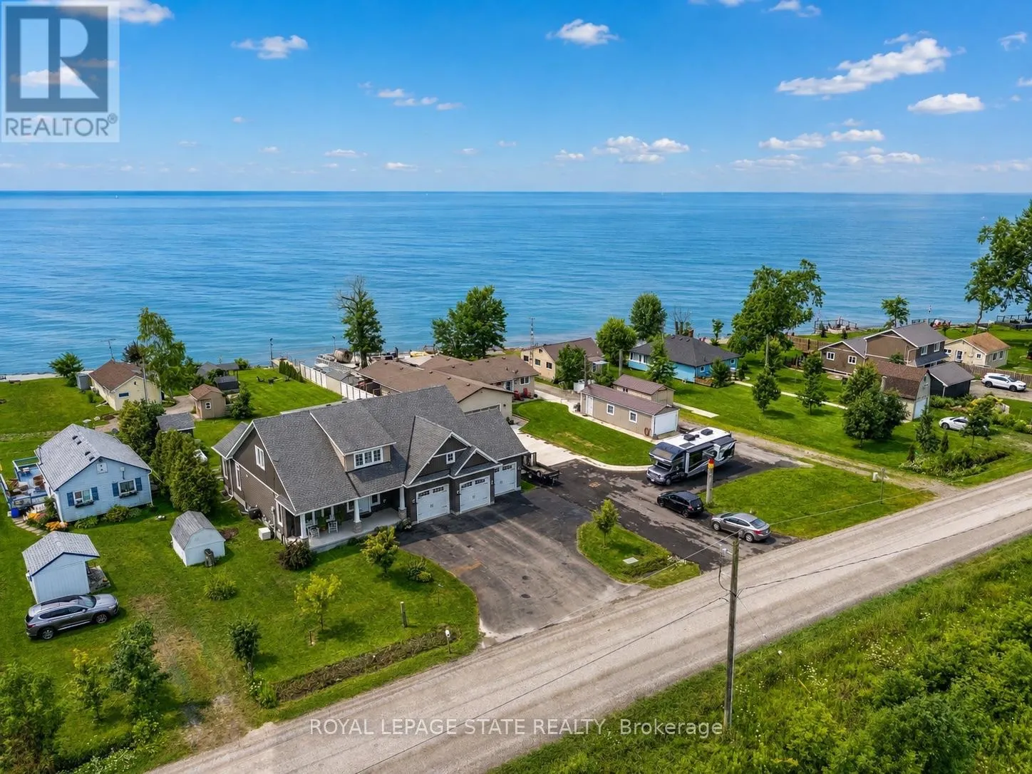 3176 LAKESHORE ROAD