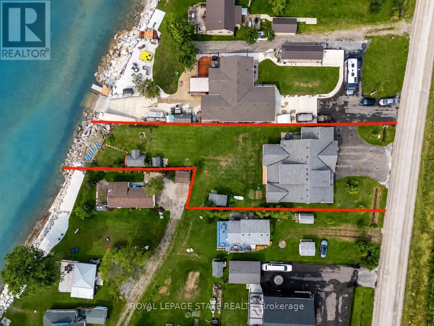 3176 LAKESHORE ROAD