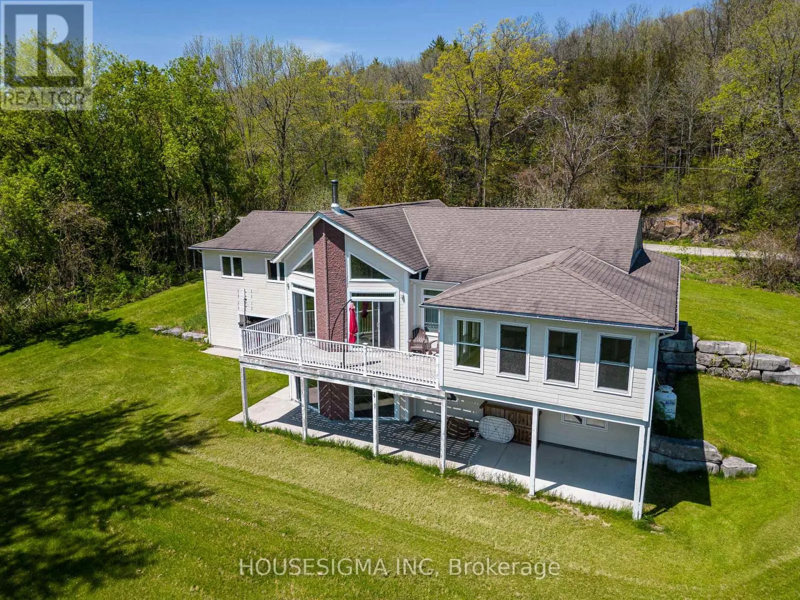 139 OLD RIVER ROAD
