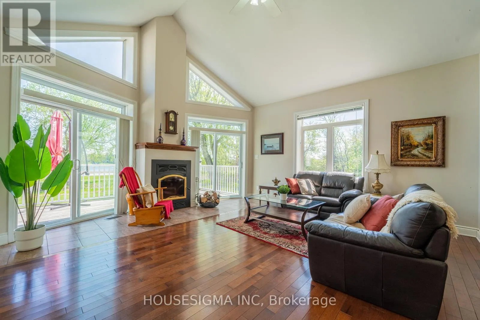 139 OLD RIVER ROAD